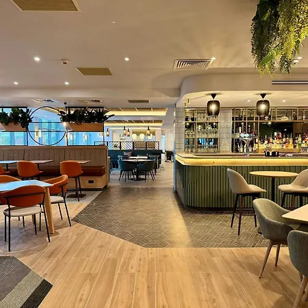 Holiday Inn London Luton North-3